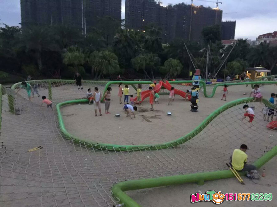 幼兒園環(huán)境的營造需要什么？離不開優(yōu)質的游樂設備