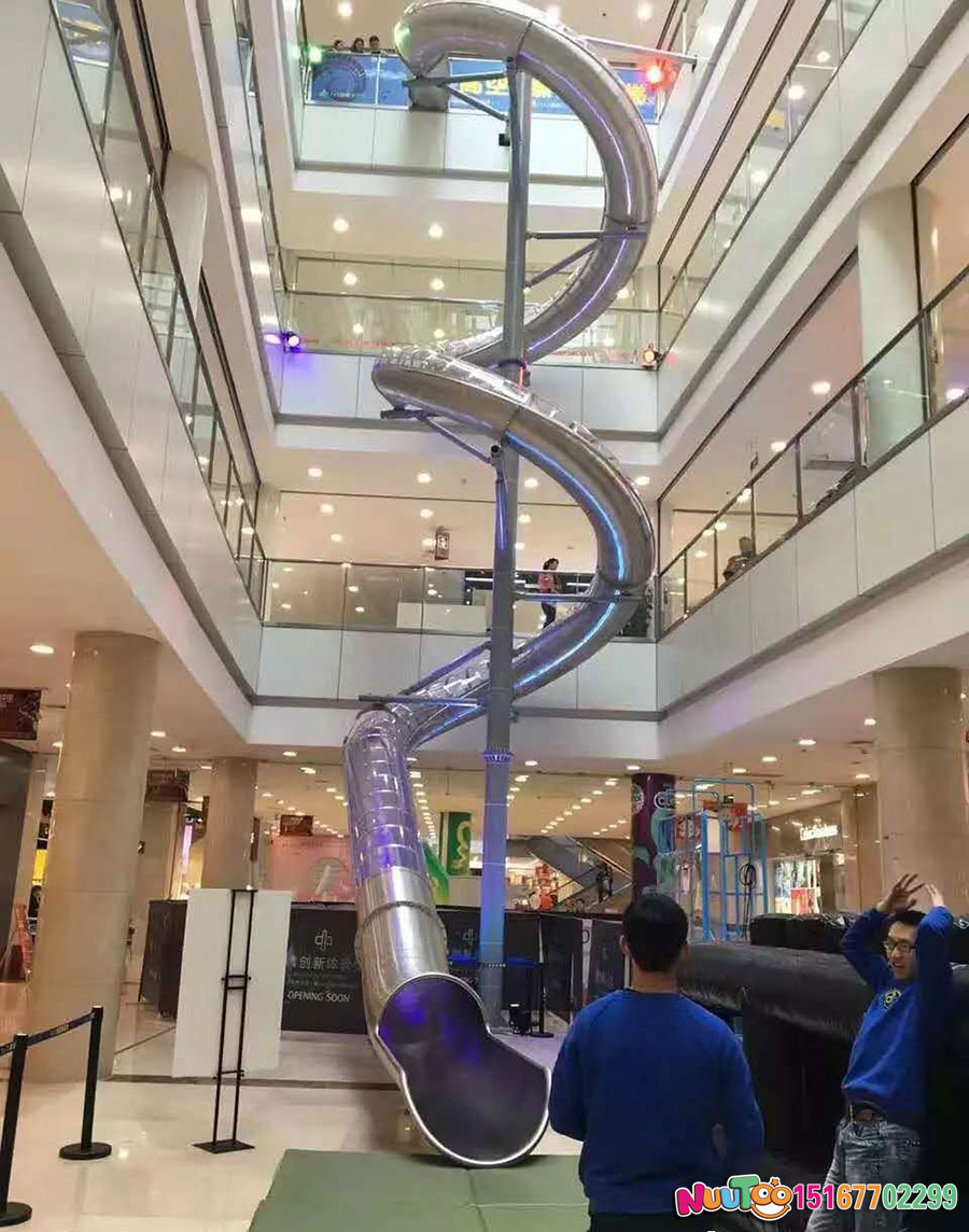不銹鋼滑梯的材料有什么特別之處？有多方面優(yōu)點